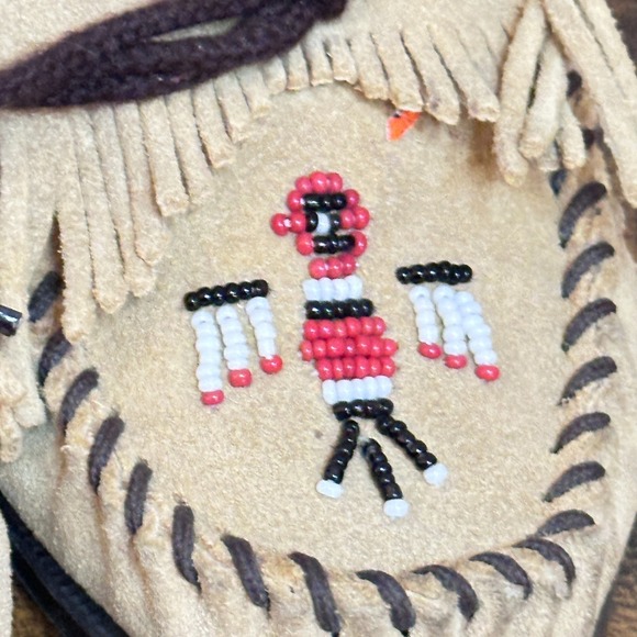 Minnetonka THUNDERBIRD BEADED BROWN FRINGE Leather Moccasin Flat Size 8 M - Picture 2 of 6